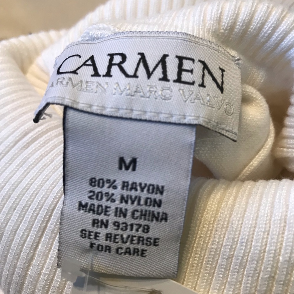 Carmen Marc Valvo Turtleneck - Picture 7 of 15